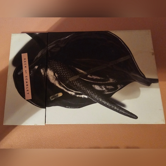 Deck of Scarlett Palette - Picture 1 of 3